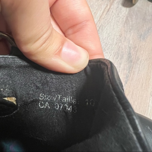 🦋2/$15🦋 Black Moto Booties - Picture 5 of 5